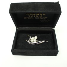 MIKIMOTO Antique Brooch Silver