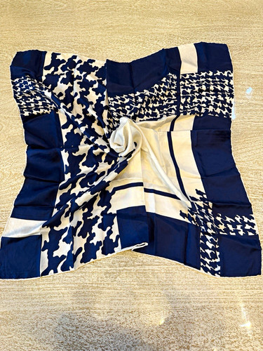 Vintage 100 silk scarf - silk,