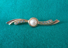 Brooch Long Gold Tone Diamante White Centre Roll Clasp Closure