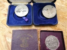 3 Coins Balmoral Hampton Court