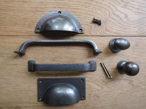 Rustic iron pull handle