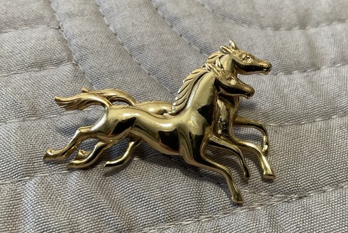 Vintage gold tone - vintage, of