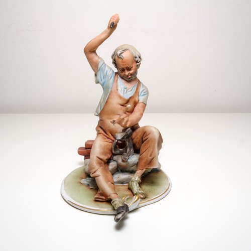 Capodimonte cobbler shoemaker - cobbler,