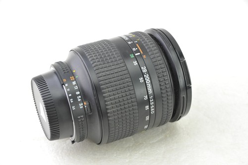 Nikon zoom nikkor 200mm - nikon,