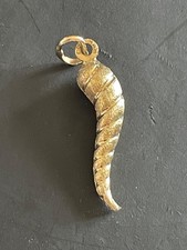 9ct gold cornicello horn of life plenty charm pendant 0.93g vintage hallmarked