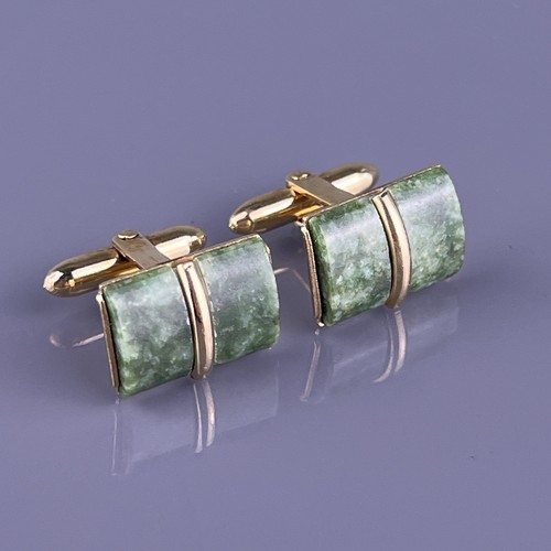 Curved green jade - green,