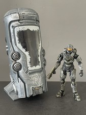 Halo 4 Cryonic Master Chief 5.5" Action Figure w/ Cryotube Cryo Pod Mcfarlane