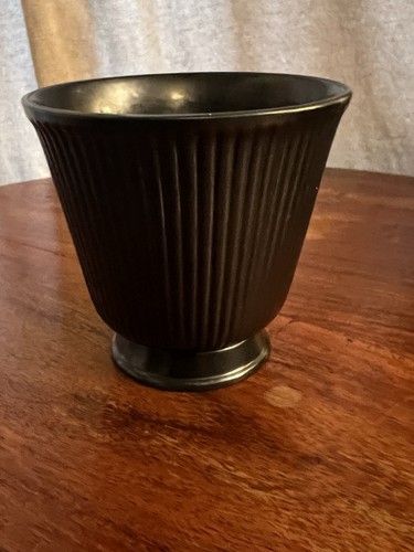 Wedgwood pottery black - wedgwood,