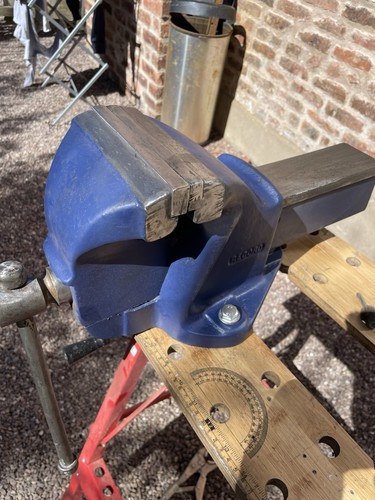 Record heavy duty vice - no.6,
