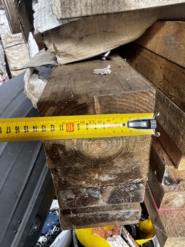 Building timber c16 - building,