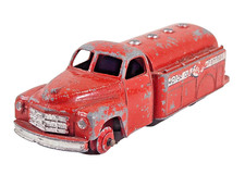 Dinky Toys Studebaker Red