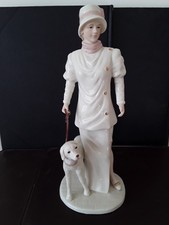 SBL Regal House Collection Nadia with Dog Cream with Pale Pink & Gold 