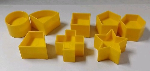 Tupperware shape sorter ball - shape,