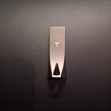 Tesla 128gb Usb Flash Drive