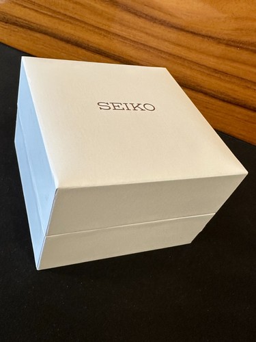 Seiko white presentation watch - seiko,