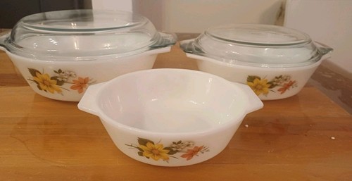 Vintage pyrex casserole - casserole, dishes