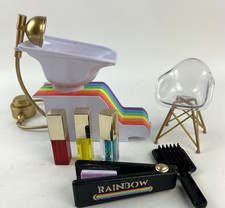 RAINBOW HIGH SALON PLAYSET