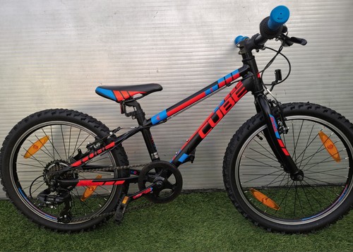 Cube race 200 wheels - -,