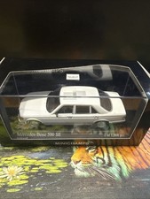 Minichamps 1/43 Mercedes-Benz