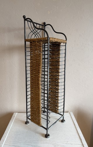 Wicker metal rack media - metal,