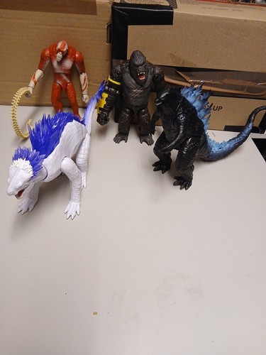 Godzilla kong action figures - godzilla,