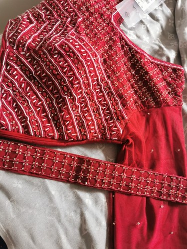 New red indian - pakistani, saree