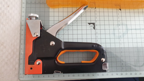 Heavy duty stapler gun - heavy,