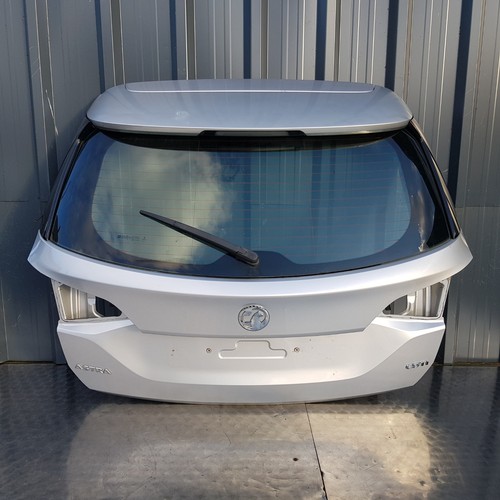 Vauxhall astra mk7 - vauxhall, tailgate