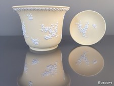 1978 Wedgwood Primrose Yellow