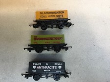 Lima OO Gauge, 3x Private