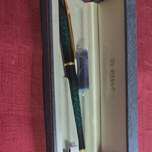 Elysee fountain pen green - fountain,