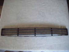 GENUINE FOCUS GHIA 2001 BUMPER BOTTOM GRILL I HAVE OTHER FOCUS PARTS  ESSEX 