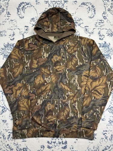 Mossy oak fall foliage - mossy,
