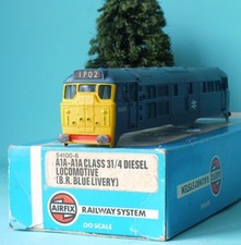 AIRFIX CLASS 31 DISEL LOCO BODY + SCREWS BOXED from 54100-6 BR no 31401 SPARES