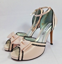 Lexus Baby pink peep toe heels
