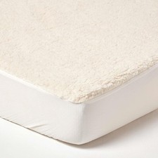 Faux Lamb's Wool Mattress Topper for up to 40cm Deep Mattress Elasticated Skirt