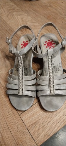 Ladies size pavers - size,