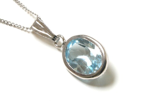 9ct white gold blue topaz - gold,