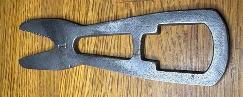 Vintage american saw - vintage, co