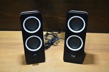 Logitech Z200 Multimedia PC Stereo Speakers - Black And White - Working - No PSU