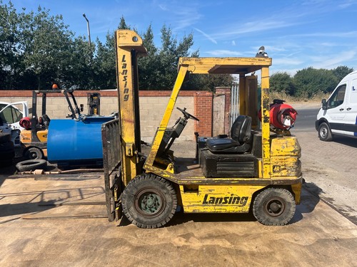 Lansing seven ton forklift - lansing,