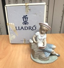 LLADRO SUNDAY'S CHILD #6024 TYPE 401 – BOXED