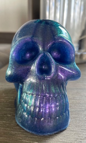 Handmade resin skull - handmade,
