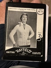HAYFIELD LADY’S COAT 4 PLY DOUBLE KNITTING PATTERN