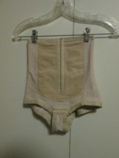 NWOT Bellefit Dual Closure