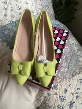Lime Green Faux Suede Court Shoes Size 7.5 EU 41 Kitten Heel