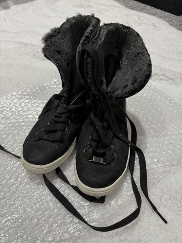 Used ugg starlyn - used, (nwot)