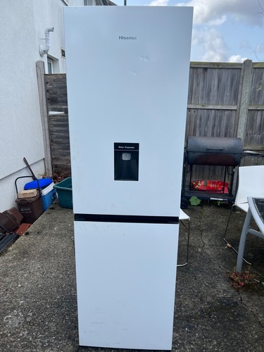 Hisense rb327n4bwe 256l - rb327n4bwe,