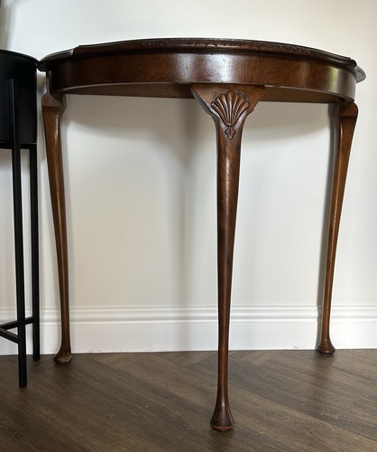 Vintage queen anne - vintage,