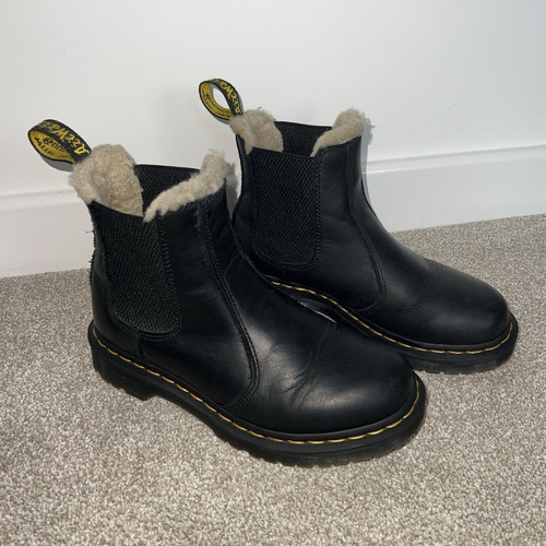 Martens black leather - martens,